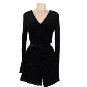 Saylor Long Sleeved Black Romper